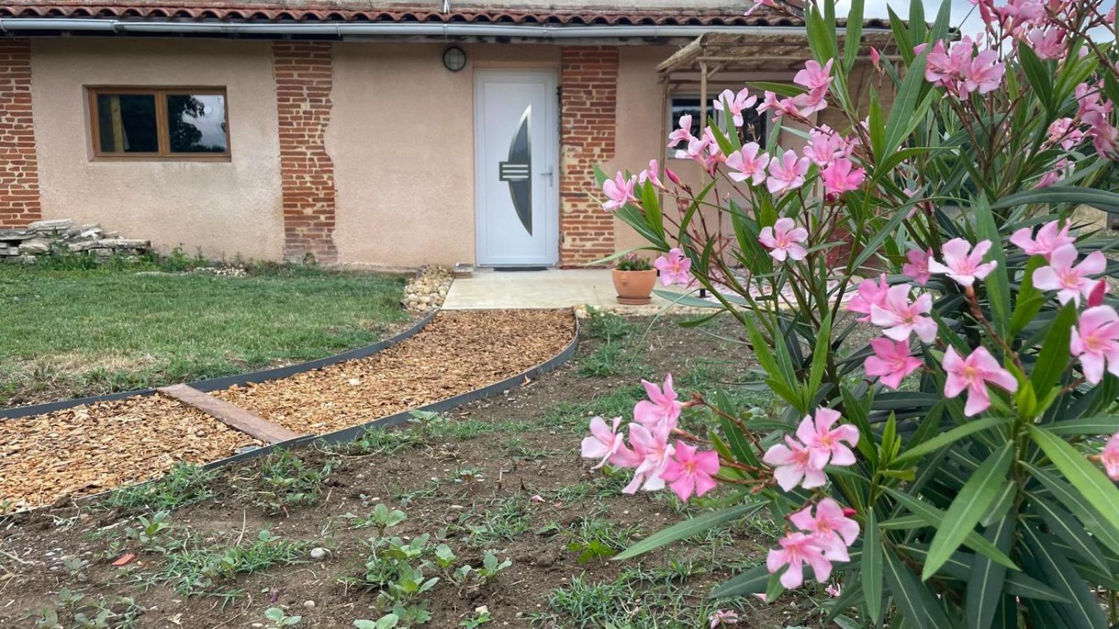 Le Gite De Cousal Esperce Esterno foto